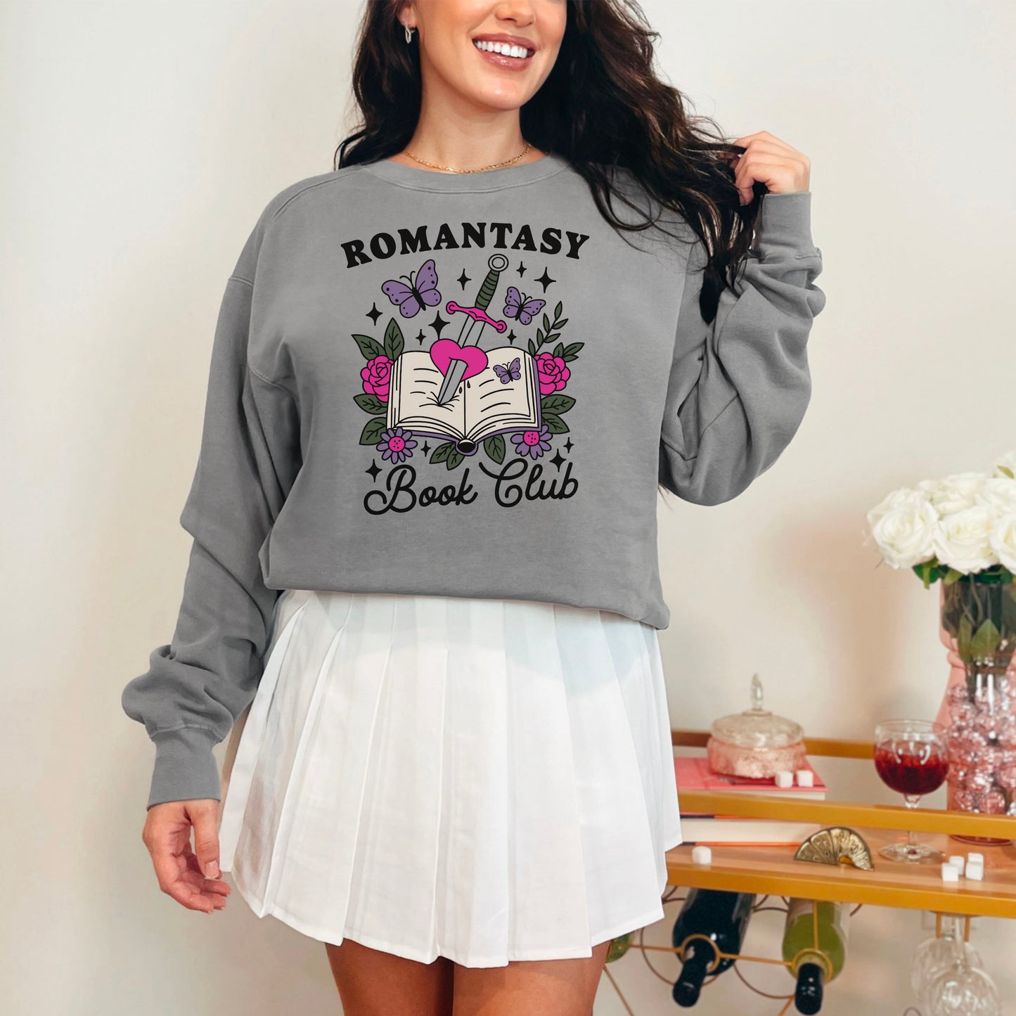 Romantasy Book Club Comfort Colors Sweatshirt