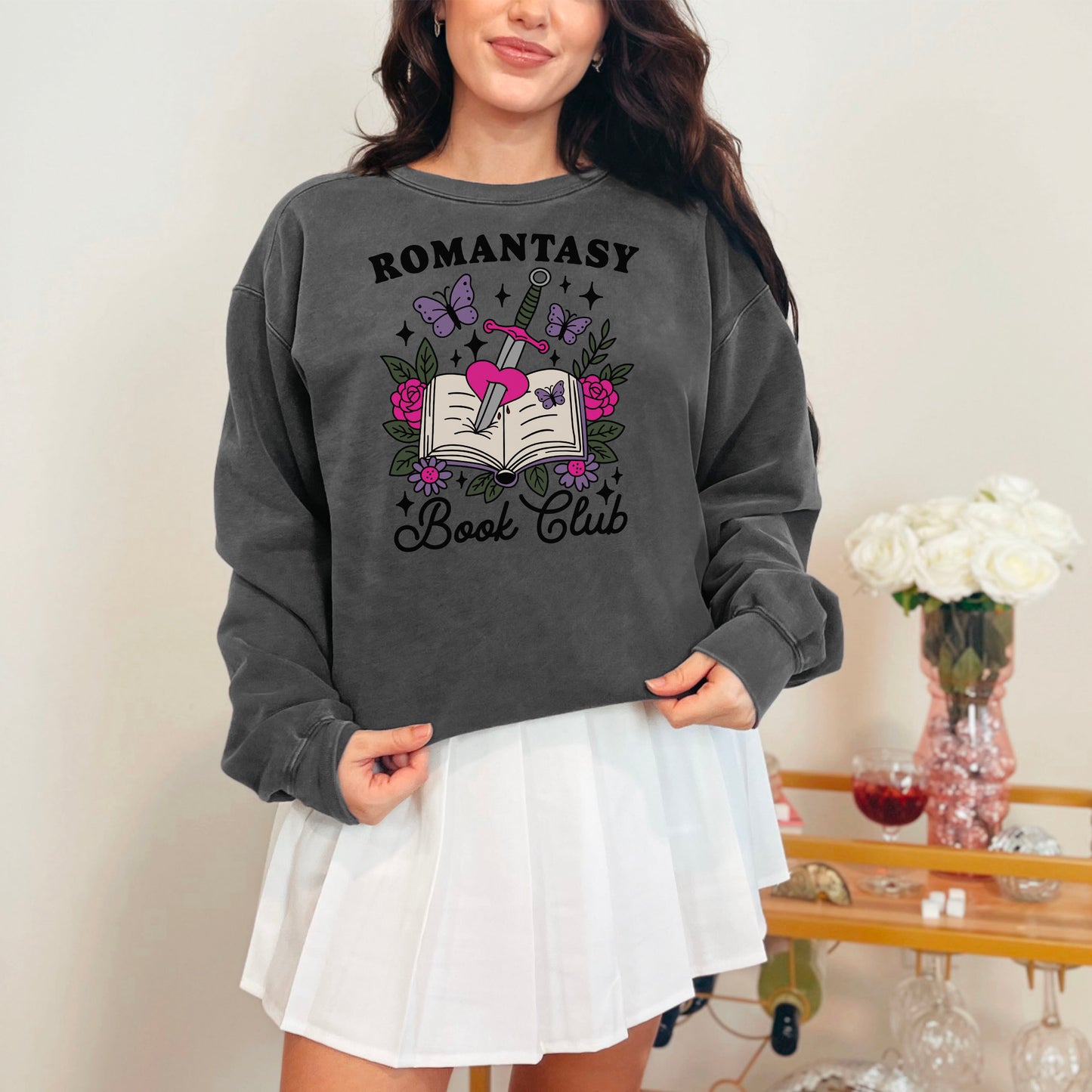 Romantasy Book Club Comfort Colors Sweatshirt