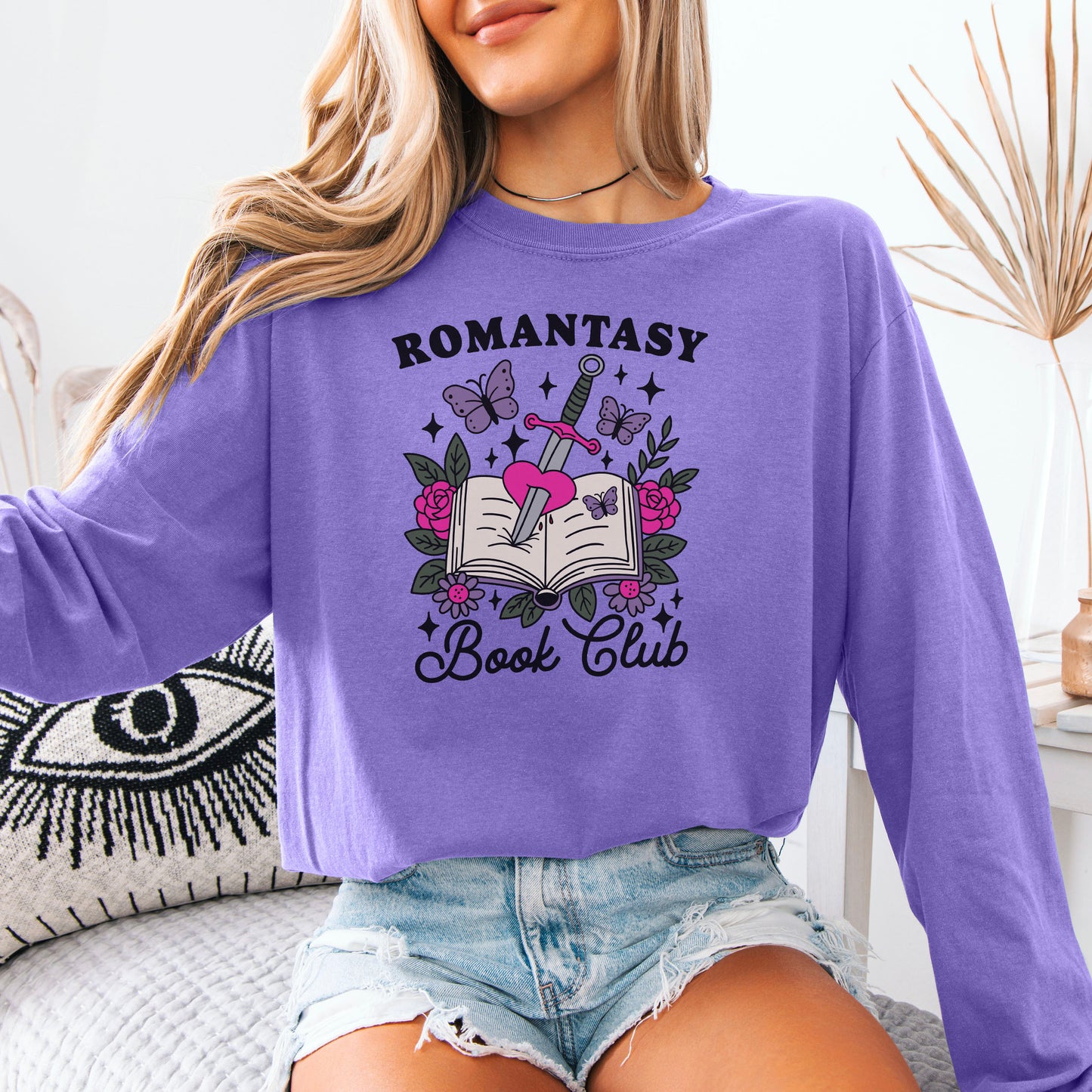 Romantasy Book Club Comfort Colors Long Sleeve Shirt