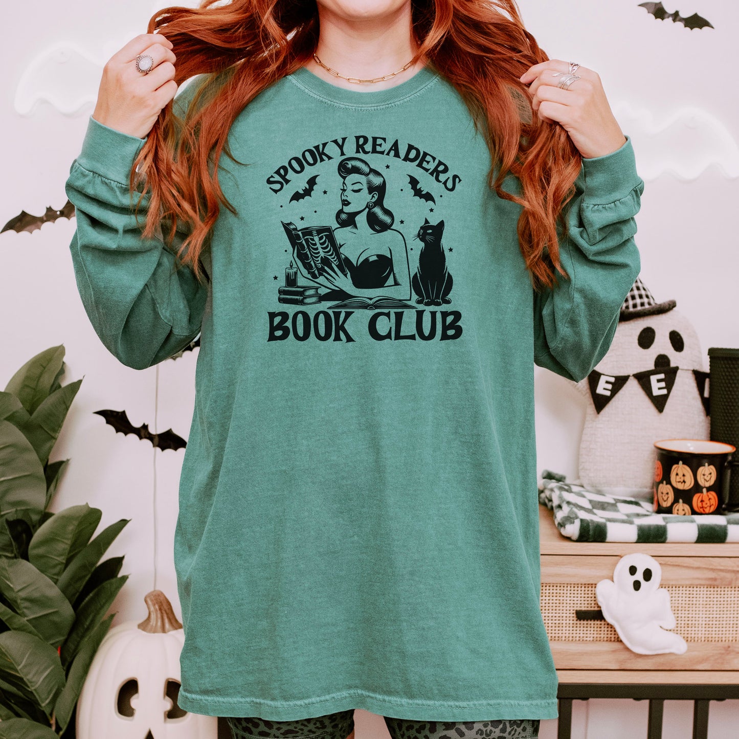 Spooky Readers Book Club Comfort Colors Long Sleeve Shirt | Fall Bookish Heavyweight Tee