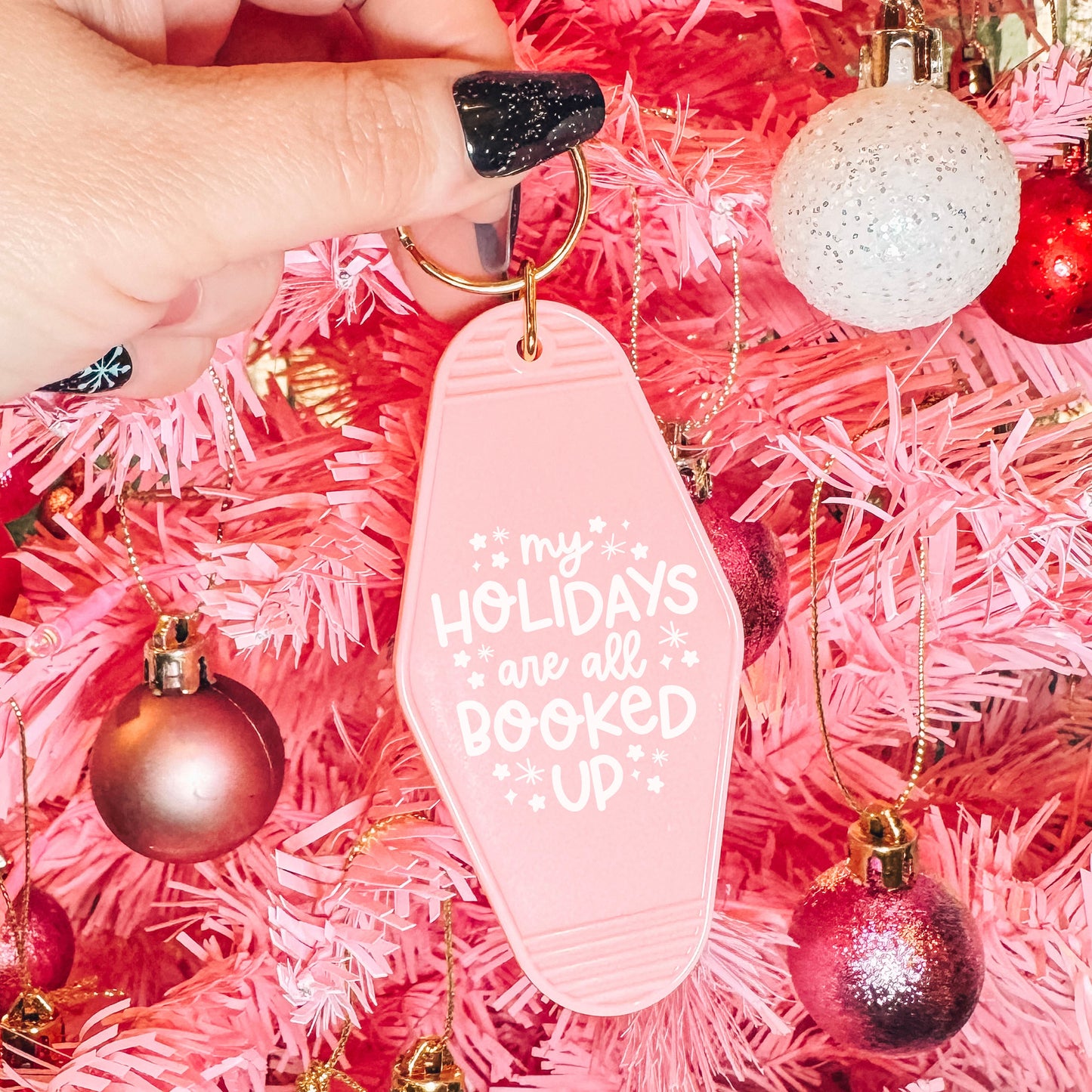 My Holidays Are All Booked Up Keychain – Festive Bookish Motel Keychain for Readers