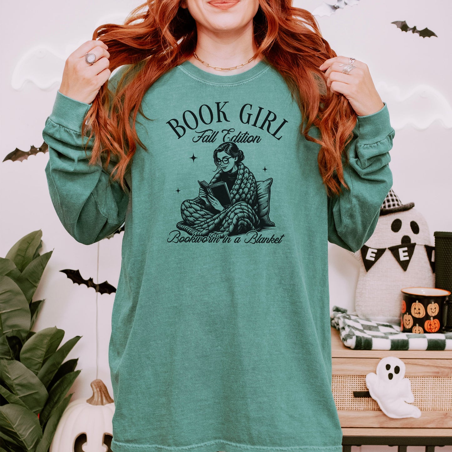 Book Girl Fall Edition – Comfort Colors Long Sleeve Shirt | Cozy Reading Tee