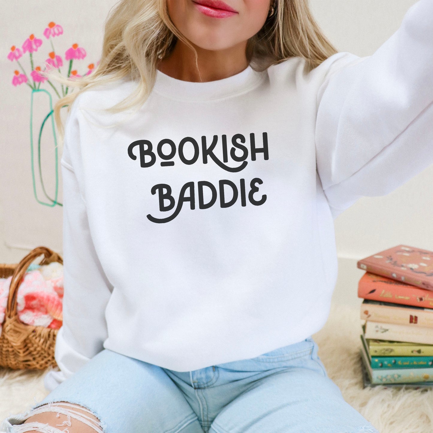 Bookish Baddie Comfort Colors Heavyweigth Sweatshirt