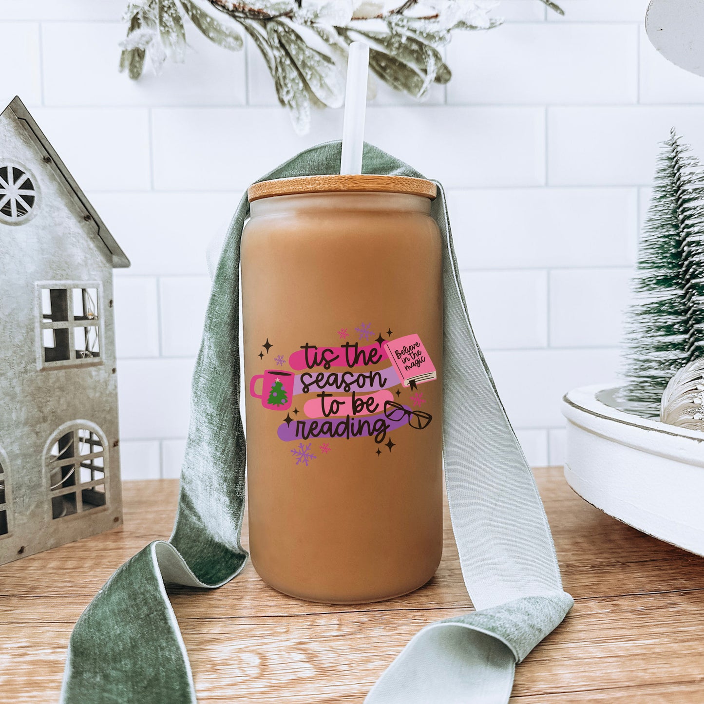 Tis the Season to Be Reading Frosted Glass Cup | Bookish Holiday Tumbler with Bamboo Lid & Optional Glass Straw